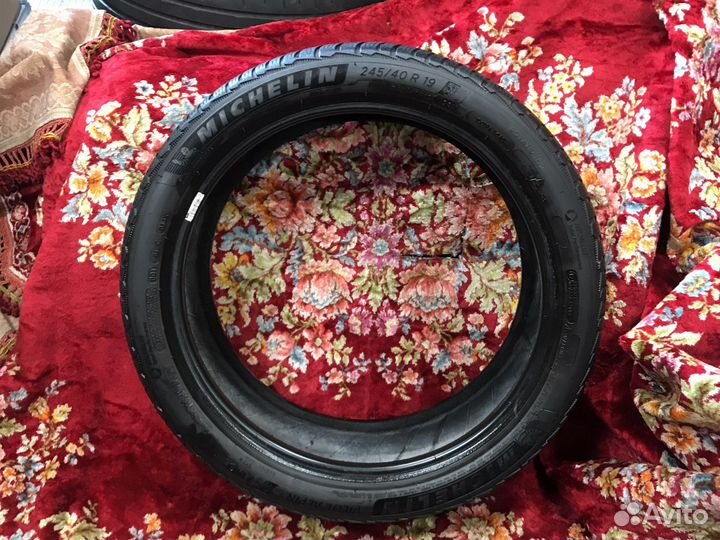 Michelin Pilot Alpin 5 245/40 R19 98V