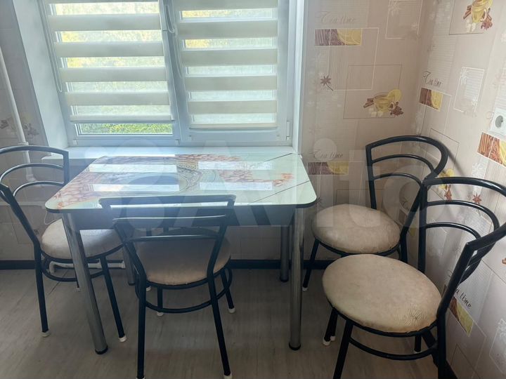 2-к. квартира, 50 м², 2/5 эт.