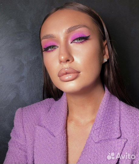 Макияж и прическа