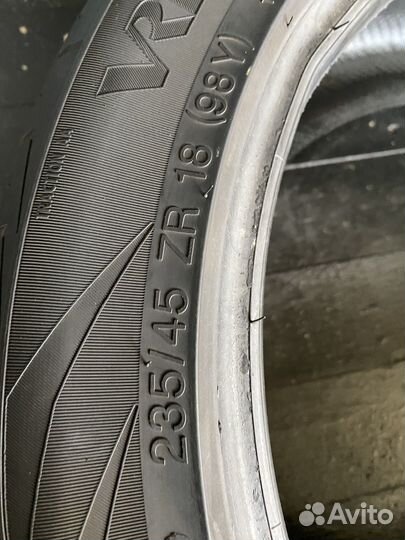 Vredestein Ultrac Vorti 235/45 R18