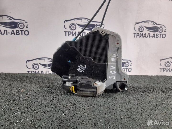 Замок двери Suzuki Grand Vitara 2 передний левый