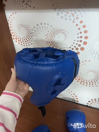 Боксерские перчатки