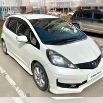 Honda Fit 1.5 AT, 2011, 139 800 км, с пробегом, цена 1 119 000 руб.