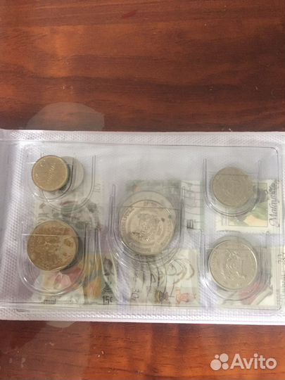 Монеты и марки Малазия Сингапур