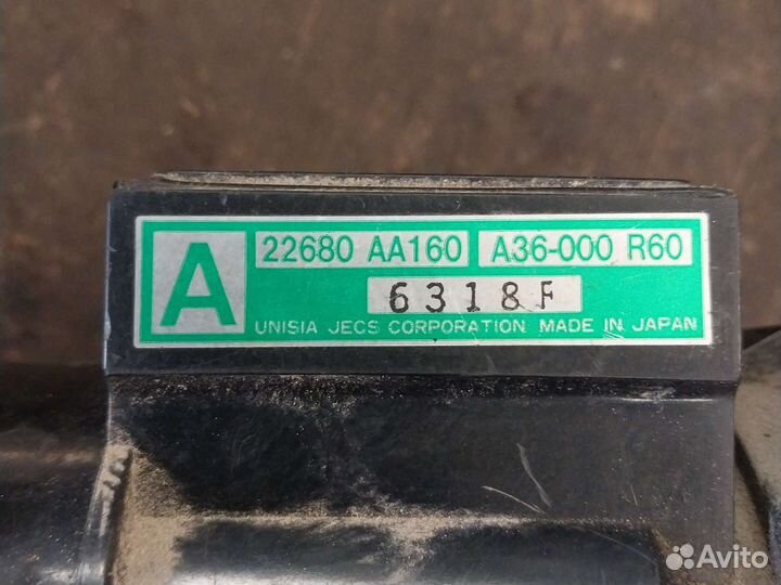 Датчик расхода воздуха Subaru Legacy 1996
