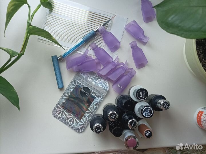 Набор начинающего мастера по ноготочкам