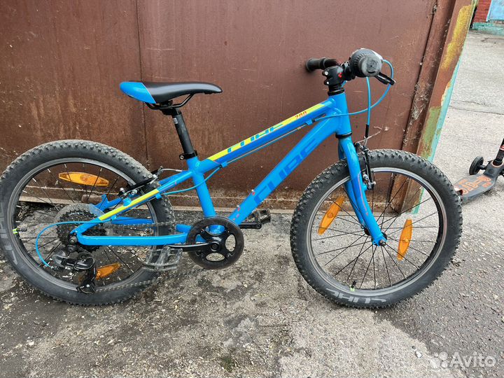 Велосипед cube acid