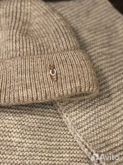 Женская шапка на флисе, шарф (снуд)