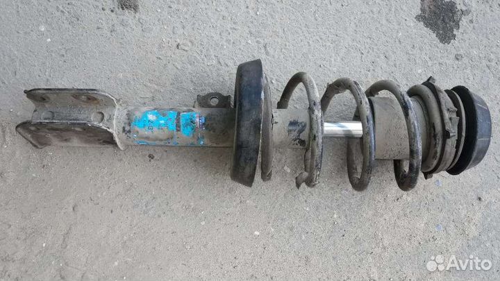 Стойка амортизатора Опель Зафира Б