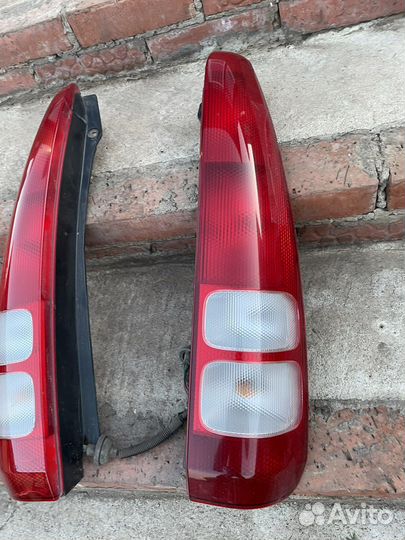 Фонарь левый правый honda hr-v gh