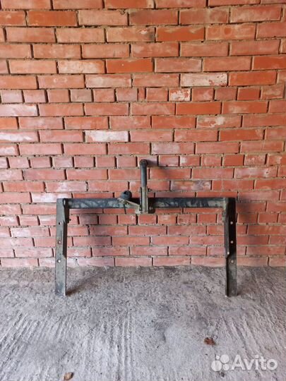 Фаркоп в Лэнд Крузер Прадо