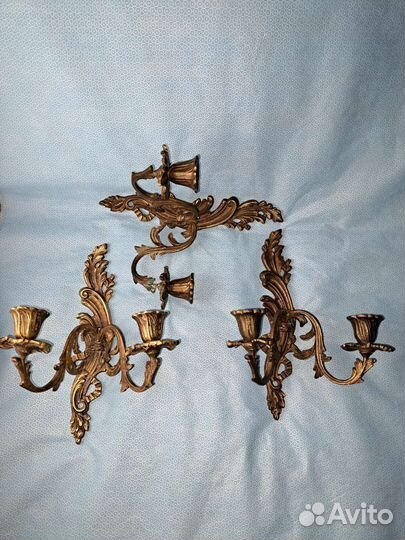Три настенных антикварных подсвечника