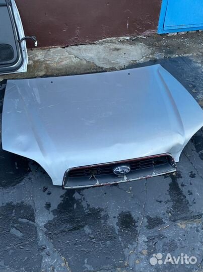 Капот с решеткой