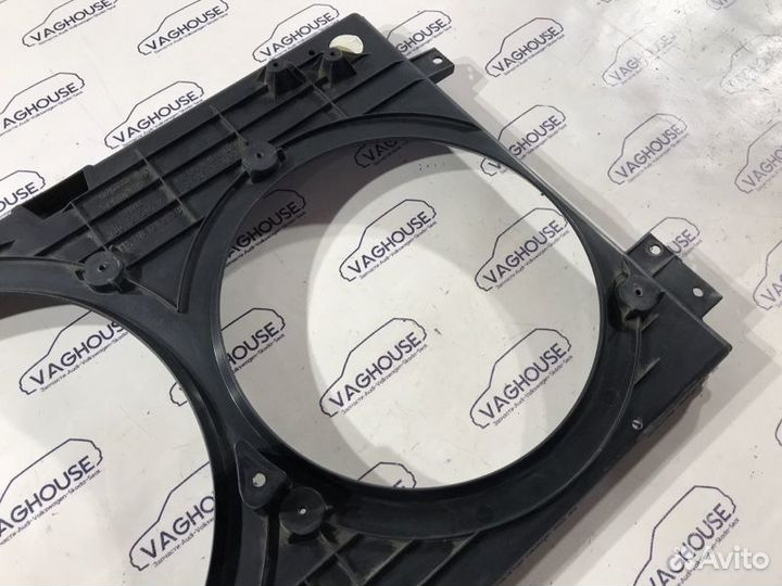 Диффузор Volkswagen Golf MK4 2001