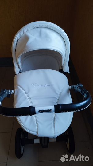 Продам коляску 2 в 1 Адамекс чемпион