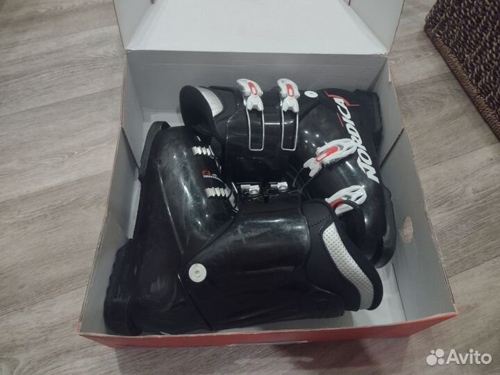 Горнолыжные ботинки Nordica