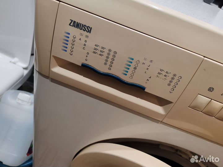 Стиральная машинка zanussi бу