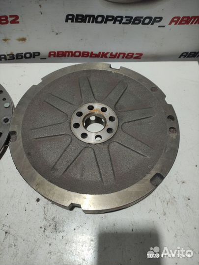 Маховик Toyota Prius 2ZR-FXE 2009-2015