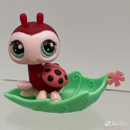Littlest Pet Shop Божья коровка на листочке