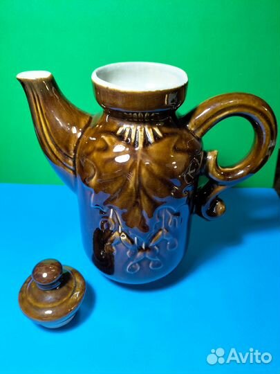 Кувшин глиняный в виде чайника. Керамика