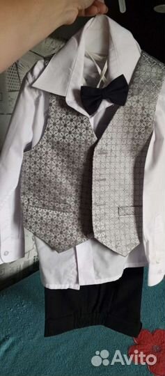 Костюм тройка для мальчика 110