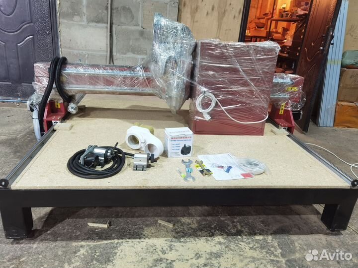 Станок фрезерный с чпу