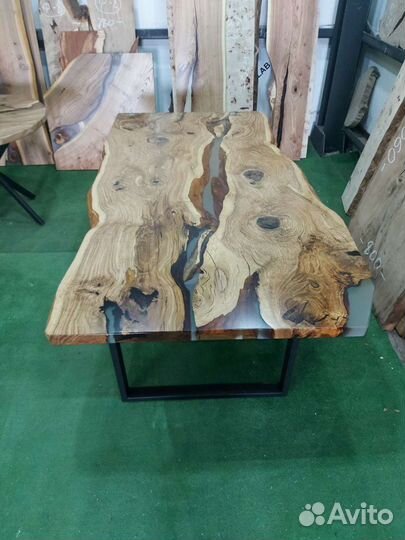 Стол из слэба дуб