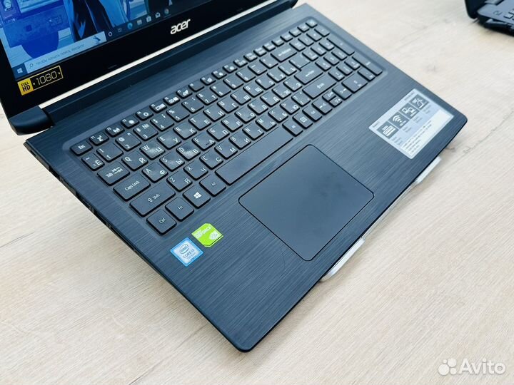 Игровой Acer full HD MX130/ 8 RAM/ Core i3-7020U