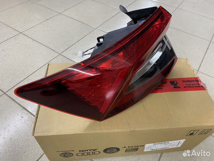 Фонарь задний левый skoda karoq 2017- н.в