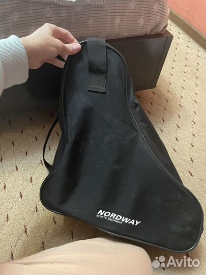 Коньки хоккейные