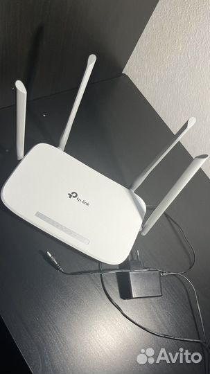 Двухдиапазонный гигабитный WiFi роутер AC1200