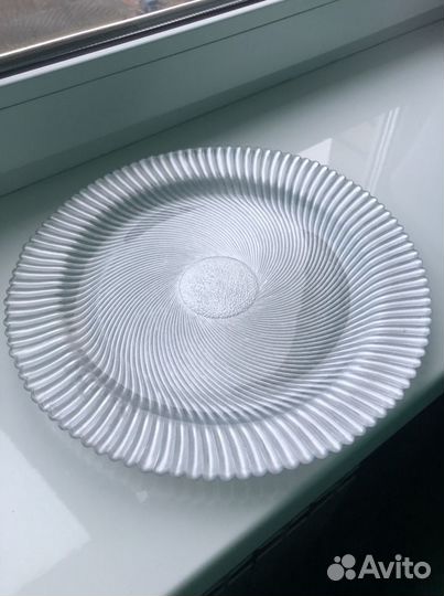 Блюдо / тарелки, миски