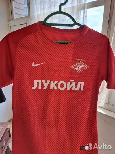 Футбольная форма московского Спартака