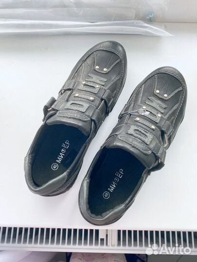 Кроссовки мужские новые