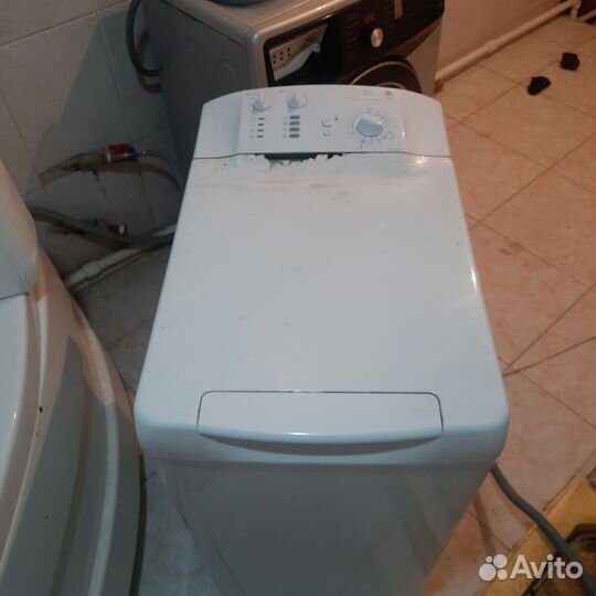 Машинка стиральная Ariston avtl 83