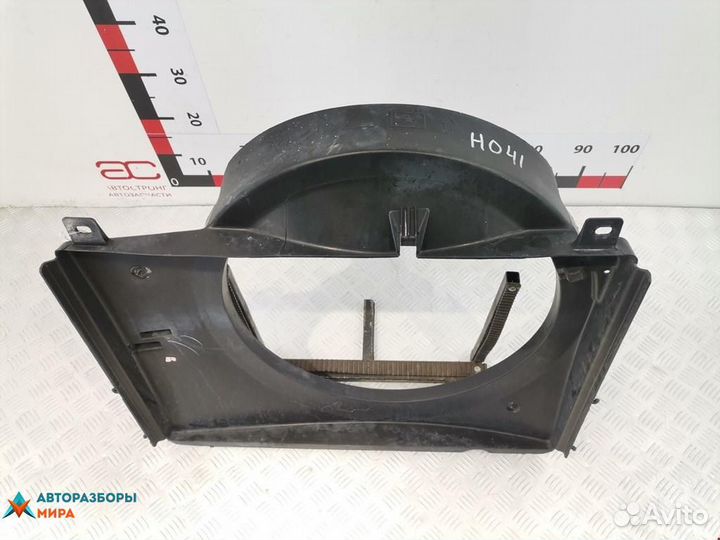 Диффузор вентилятора Chevrolet TrailBlazer 2005