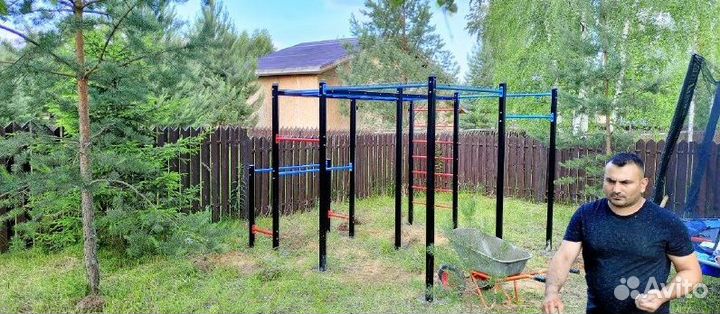 Спортивная площадка воркаут комплекс