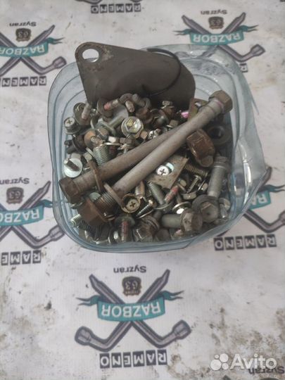 Болтики/митизы Toyota Prius