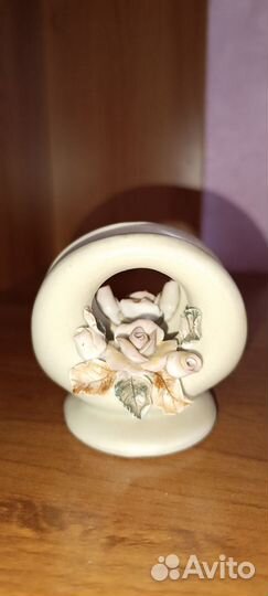 Подставка салфетница фарфоровая с лепниной