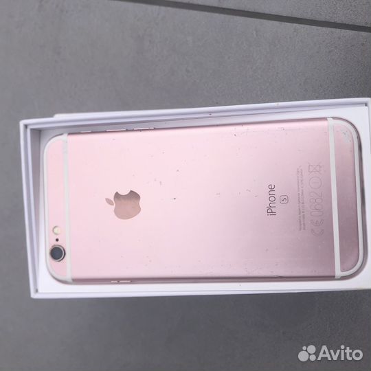 iPhone 6S, 32 ГБ