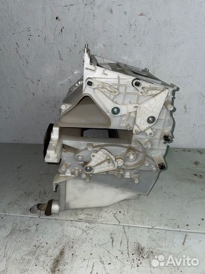 Корпус печки Mitsubishi Lancer 9 2007