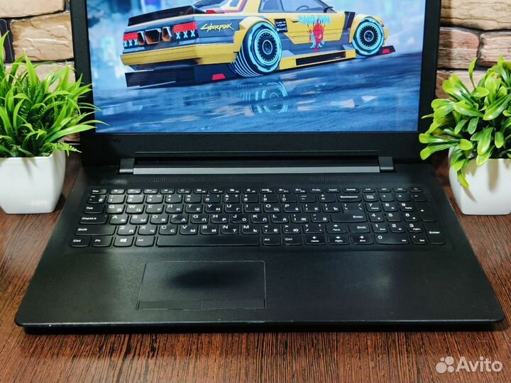 Ноутбук Lenovo 4 ядра 4Гб SSD 256