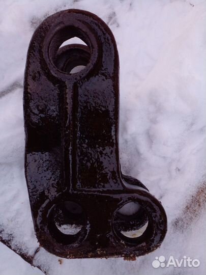 Продаю серьгу мтз-80