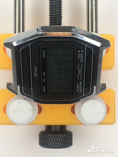 Часы Электроника 52