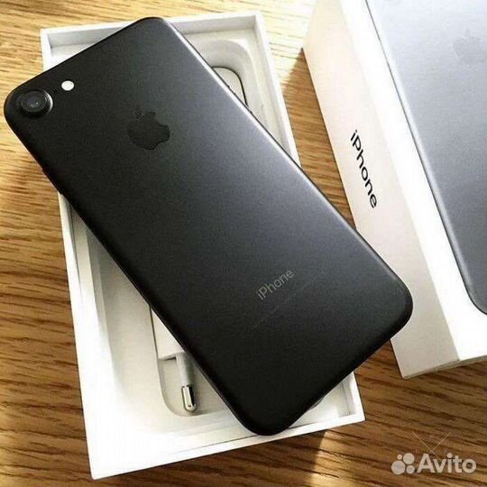 Телефон iPhone 7