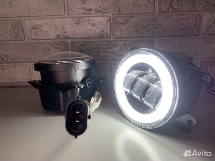 Противотуманные фары Mitsubishi, Ford, Renault