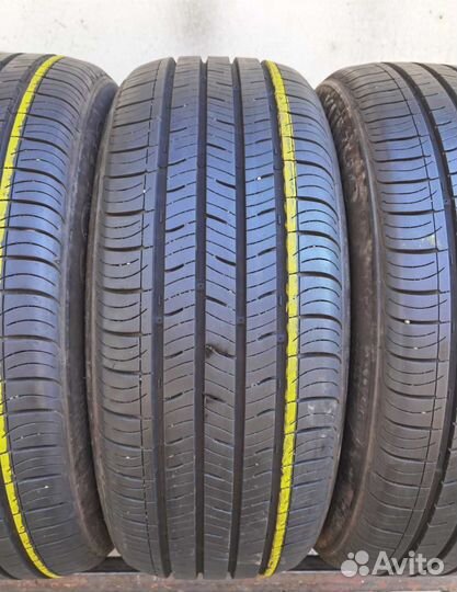 Kumho Solus TA31 215/55 R17 94V