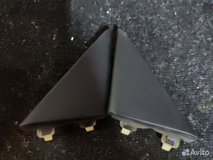 Уголки внутрисалонные дверей Caldina