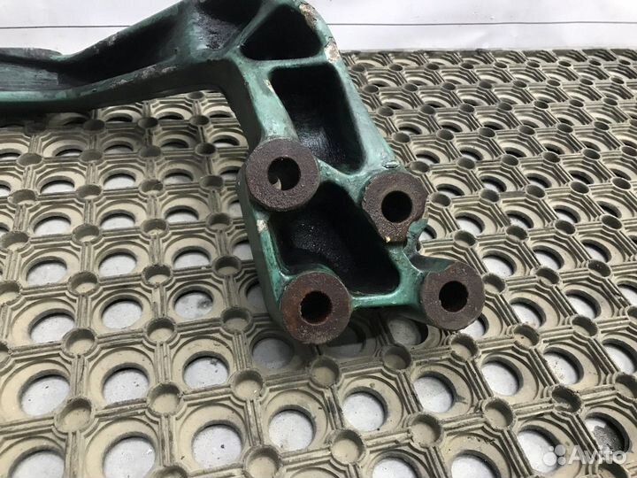 Кронштейн двигателя Volvo FH, Volvo FM