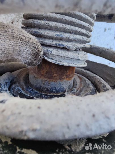 Амортизатор передний правый opel omega b